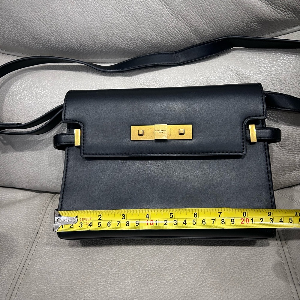 Ysl Elegant Black Leather Handbag